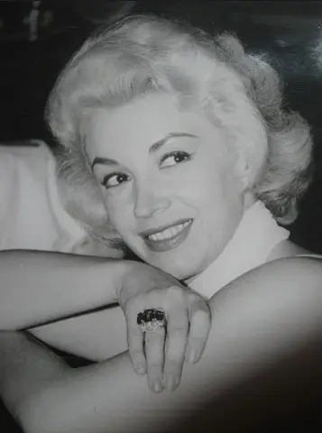 Evangelina Elizondo Evangelina Elizondo