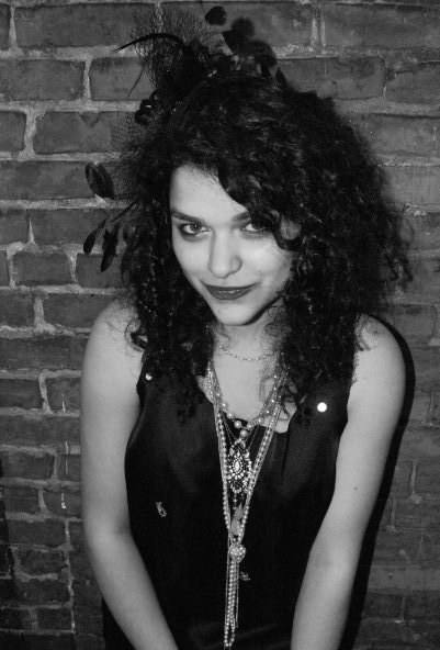 伊芙·哈洛 Eve Harlow