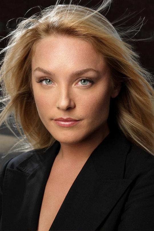 伊丽莎白·霍尔姆 Elisabeth Röhm