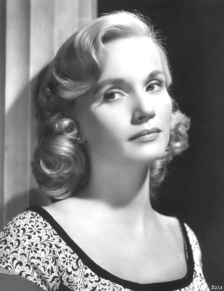 爱娃·玛丽·森特 Eva Marie Saint