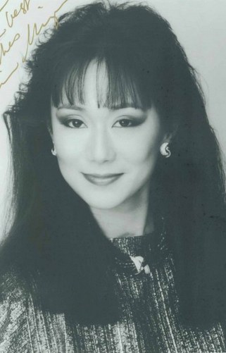 金·米约里 Kim Miyori