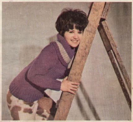 阿德里安娜·波斯塔 Adrienne Posta