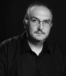 多鲁·尼采斯库 Doru Niţescu