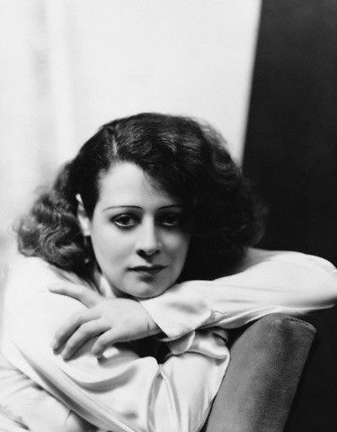 丽诺尔·乌尔里克 Lenore Ulric