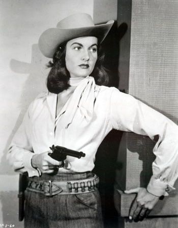 佩吉·斯图沃特 Peggy Stewart