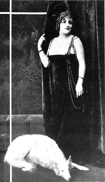 Lila Leslie Lila Leslie