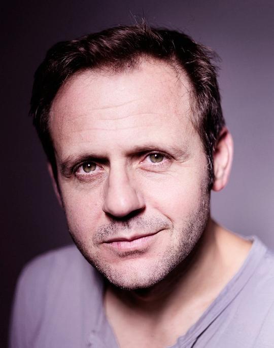 萨缪尔·芬齐 Samuel Finzi