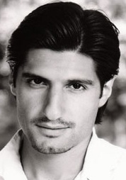 凯万·诺瓦克 Kayvan Novak