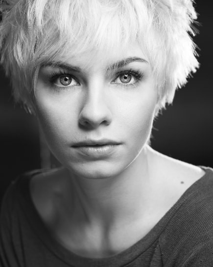 悉德妮·怀特 Sydney White