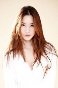 瓦丽缇莎·玛黑颂 Varitthisa Limthammahisorn