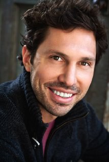 布莱恩·托马斯·史密斯 Brian Thomas Smith