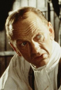 约翰·麦克埃尼 John McEnery