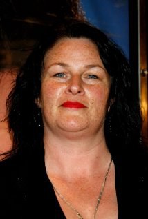 朱莉·T.华莱士 Julie T. Wallace