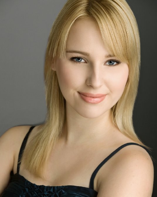 Ania Gauer Ania Gauer