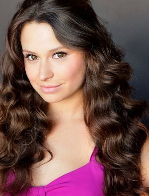 凯蒂·洛斯 Katie Lowes