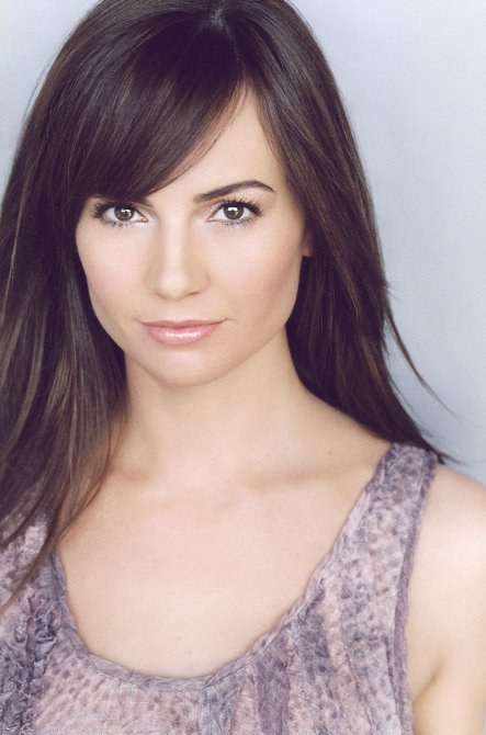 西耶娜·法拉尔 Sienna Farall