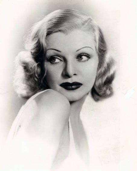 克莱尔·卢斯 Claire Luce