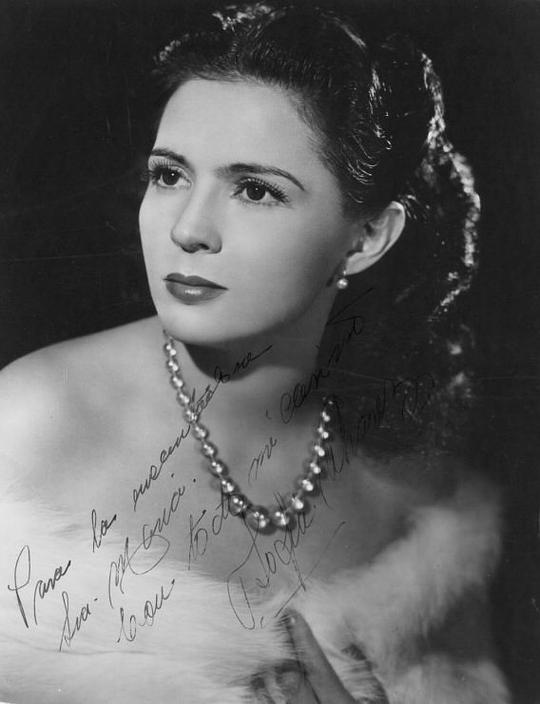 Sofía Álvarez Sofía Álvarez