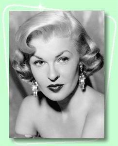 佩姬·克纳德森 Peggy Knudsen