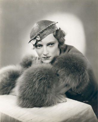 维奥拉·济慈 Viola Keats