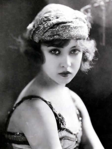 多丽丝·伊顿 Doris Eaton
