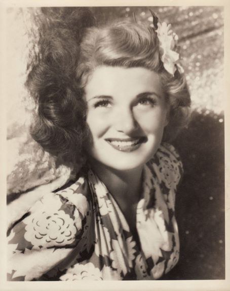 谢莉·米切尔 Shirley Mitchell