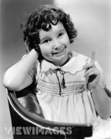 科拉·苏·科林斯 Cora Sue Collins