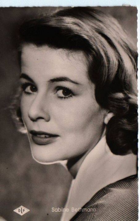 莎宾·贝特曼 Sabine Bethmann