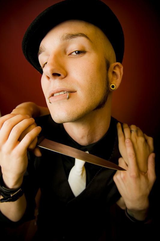 丹尼尔·格拉维斯 Daniel Graves