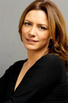 爱布茹.阿伊卡池 Ebru Aykaç