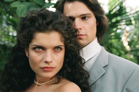 安娜•阿扎洛娃 Anna Azarova