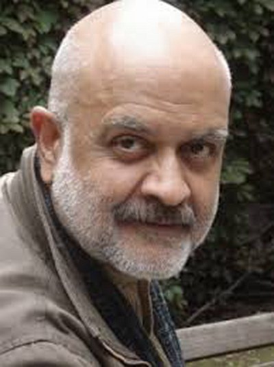 瓦里丝·侯赛因 Waris Hussein