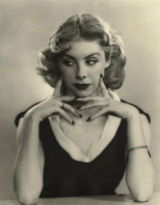 贝特西冯芙丝汀宝 Betsy von Furstenberg