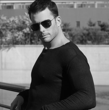 罗伟 Robert Gilabert Cuenca