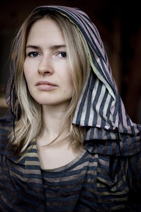 艾琳·汉斯多蒂 Elín Hansdóttir