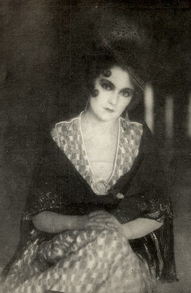 伊芙·弗朗西斯 Ève Francis