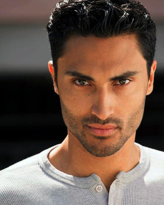 约翰尼·克鲁斯 Jonny Cruz