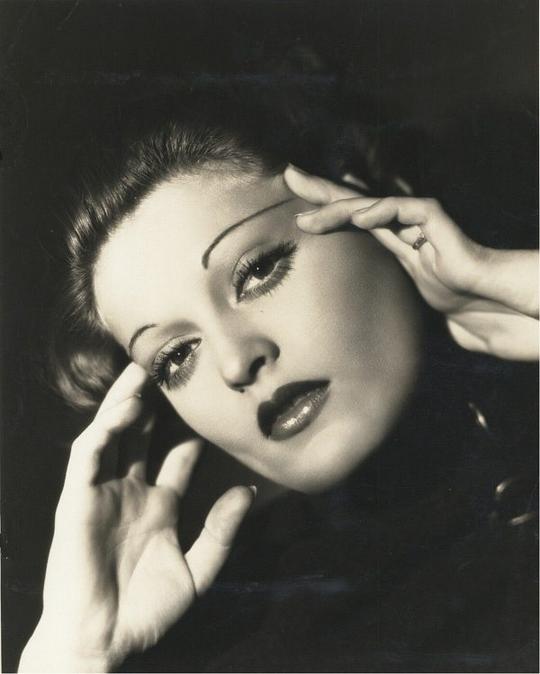 Suzanne Kaaren Suzanne Kaaren