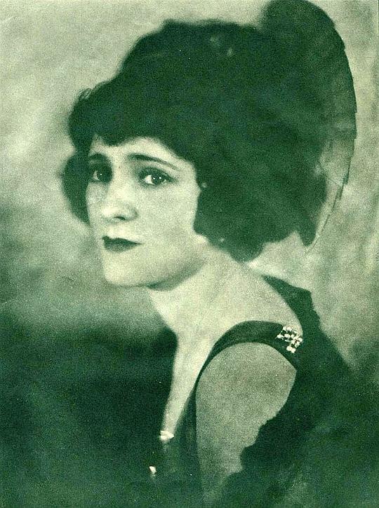 Edith Roberts Edith Roberts