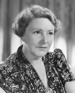 菲·霍尔登 Fay Holden