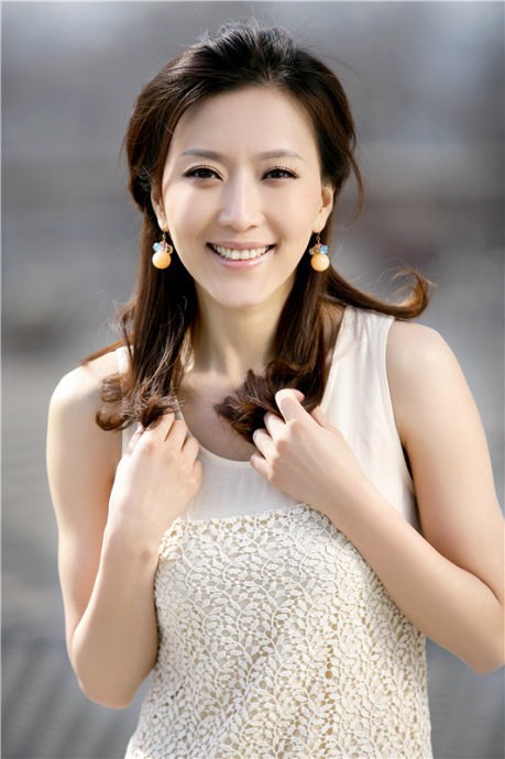 王泫伊 Xuanyi Wang