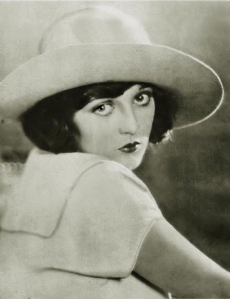 多萝西·德万 Dorothy Dwan