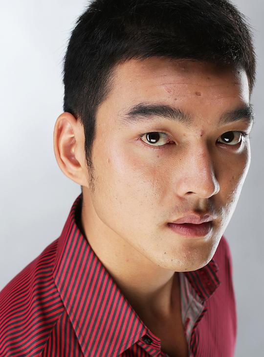 万银辉 Yinhui Wan