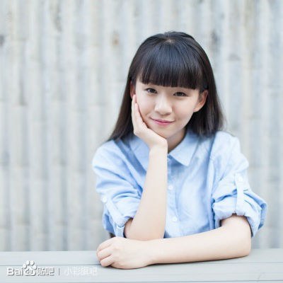 小彩旗 Caiqi Yang