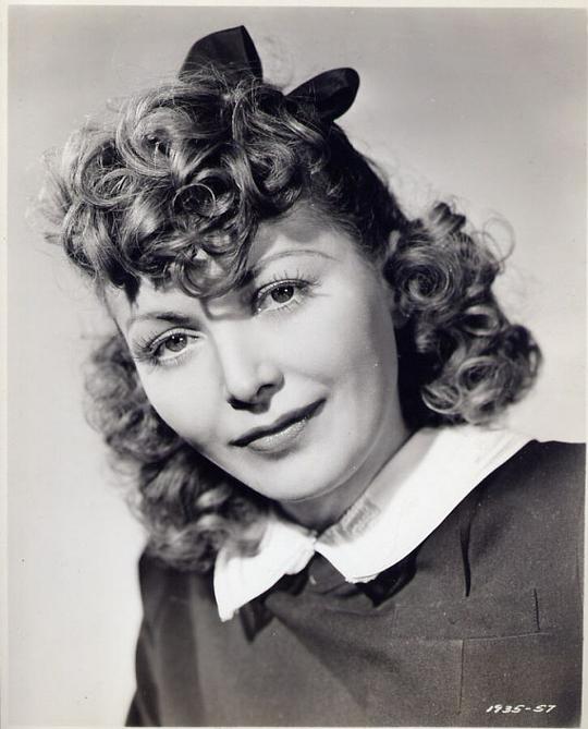 伯娜丁·海斯 Bernadene Hayes