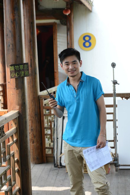 母华常隆 Changlong Muhua