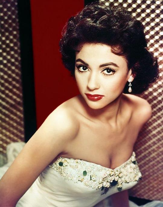 丽塔·莫雷诺 Rita Moreno