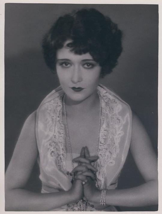 多萝西·塞巴斯蒂安 Dorothy Sebastian