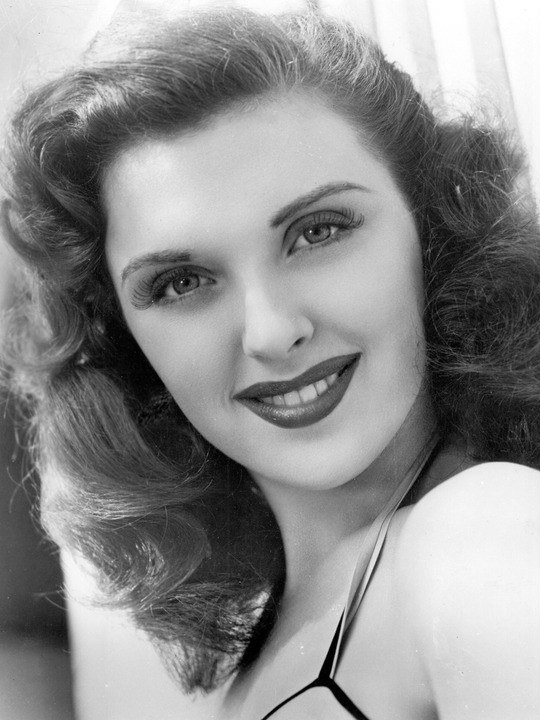 比弗莉·泰勒 Beverly Tyler