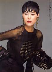 爱莉安娜·小泉 Ariane Koizumi